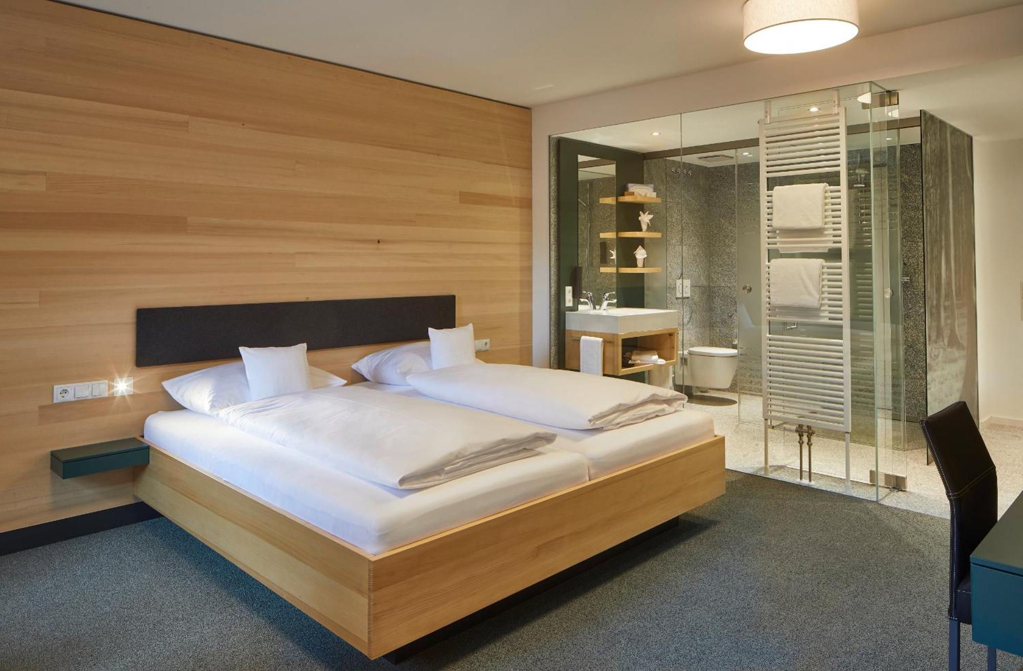 Elzland Hotel 9 Linden エルツァッハ エクステリア 写真